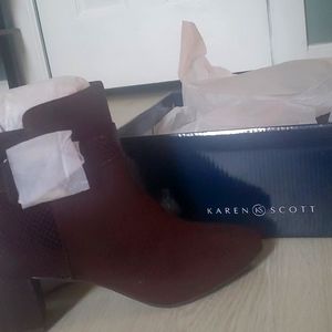 Brown short boots